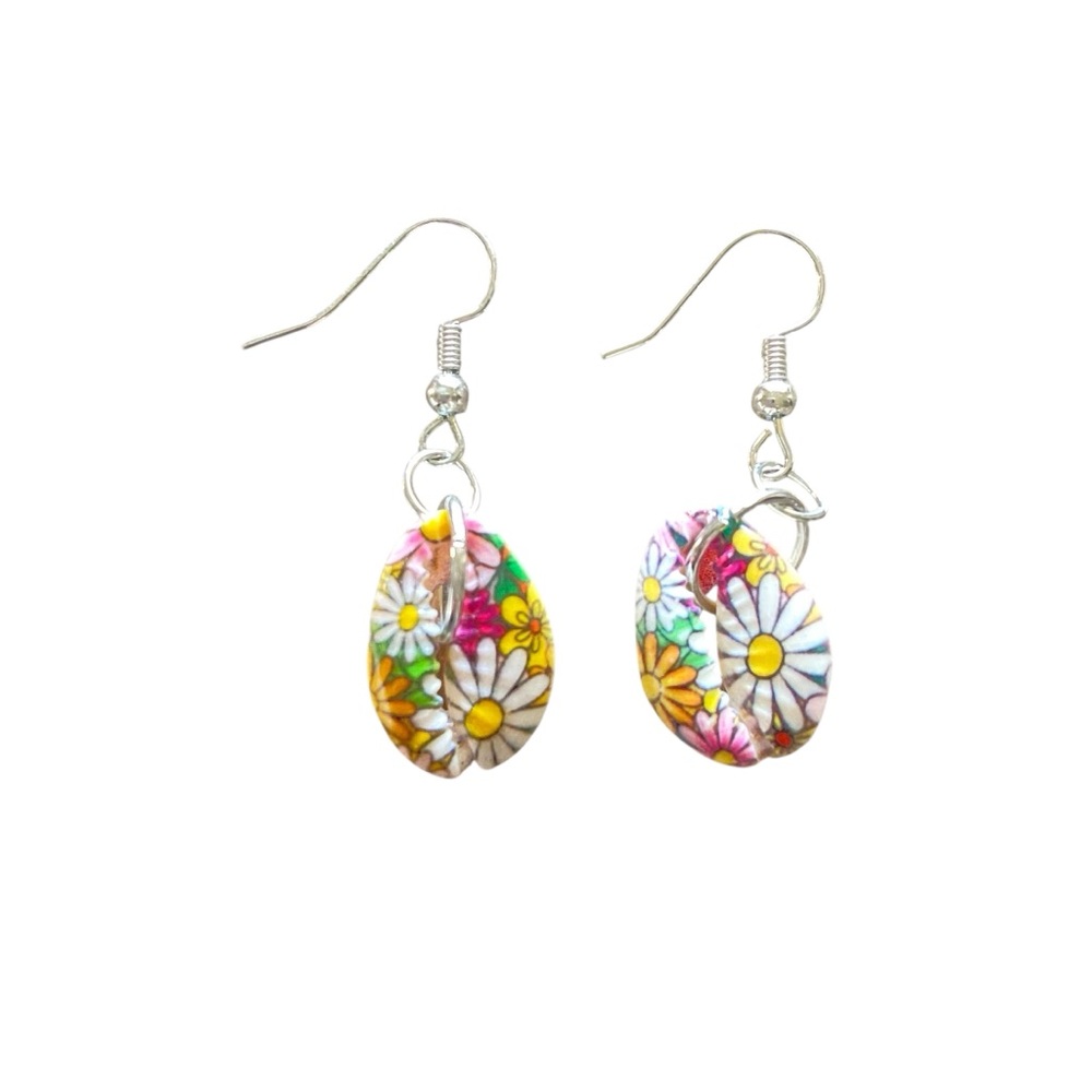 Flower Cowrie Shell Earrings